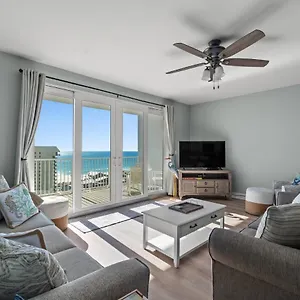  Holiday home Living Right At Laketown Wharf #1016 By Nautical
